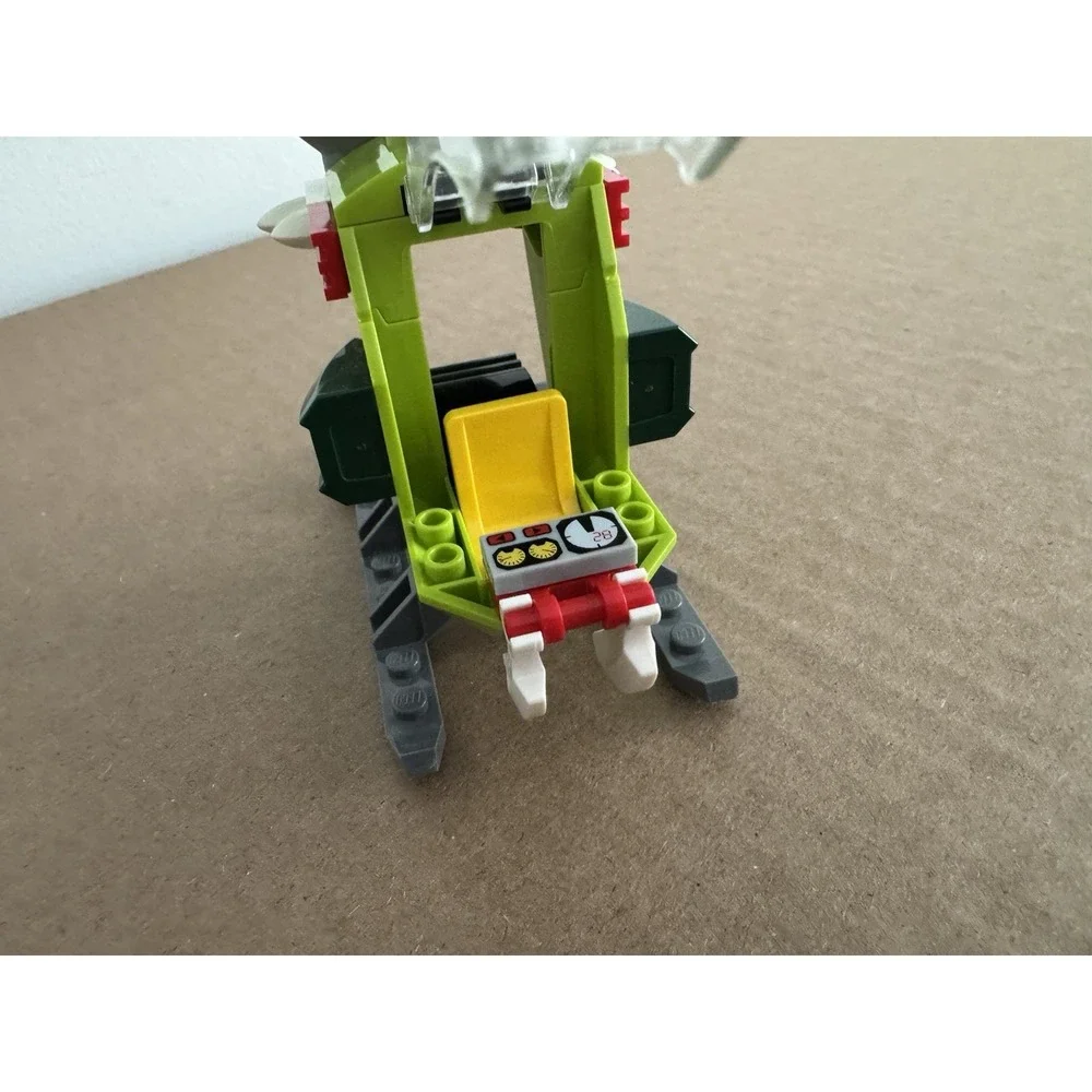 Lego Ninjago Lost Temple 10725 Juniors Minifigure Building Set Only Helicopter - Picture 3 of 4